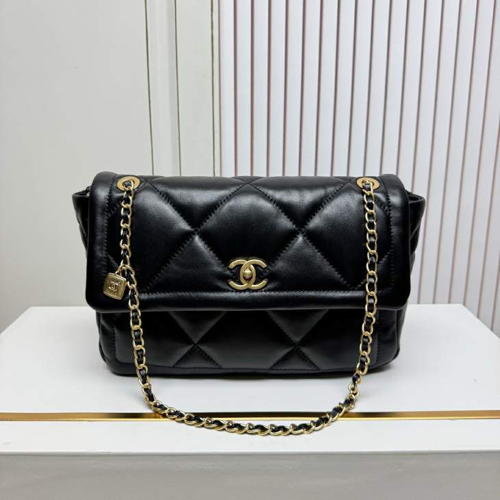 Picture of Chanel Handbags 2 _SKUfw239832877fw